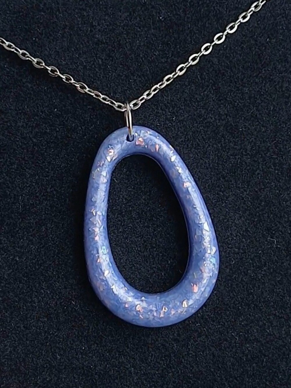 Purple blue iridescent oval pendant on silver stainless steel chain necklace new